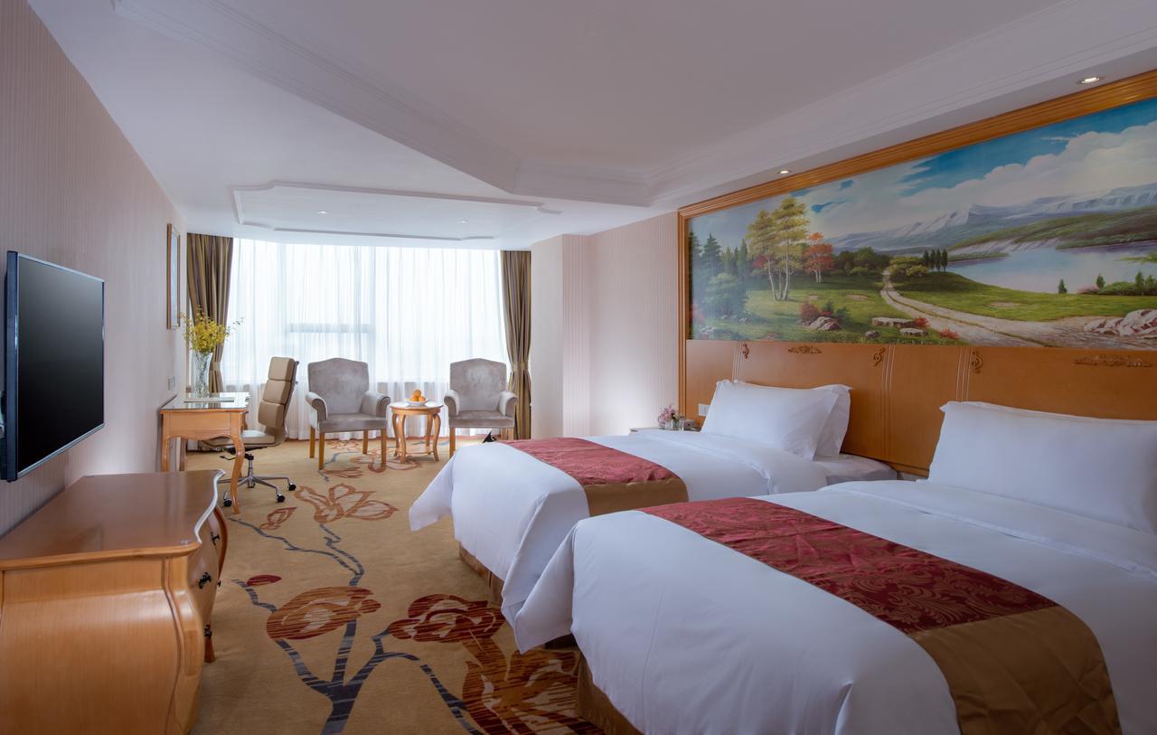 Vienna Hotel Hebei Zhuozhou High Speed Train Station מראה חיצוני תמונה