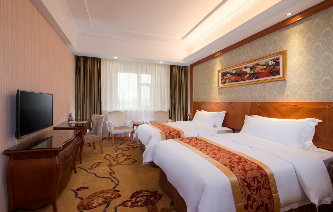 Vienna Hotel Hebei Zhuozhou High Speed Train Station מראה חיצוני תמונה